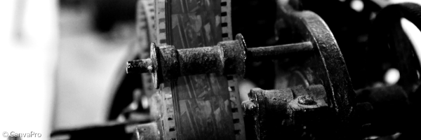 ein alter Filmprojektor