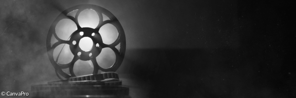 ein Filmprojektor, schwarz weiß