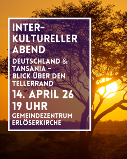 Ein Sonnenuntergang in Tansania hinter einem großen Baum