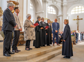 Sabine Hirschmann mit Segensbegleiter:innen