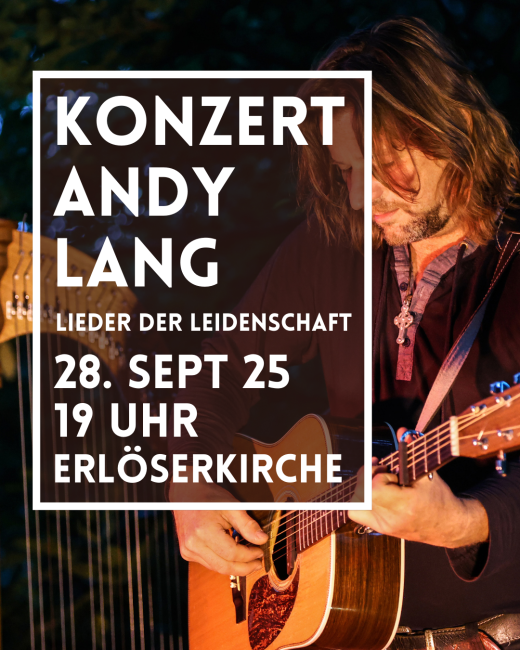 Ein Gitarrist spielt Gitarre, im Hintergrund steht eine Harfe