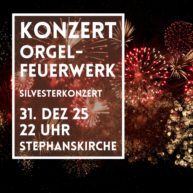 Feuerwerk an dunklem Himmel