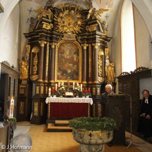 Altar in der Laurentiuskirche Walsdorf